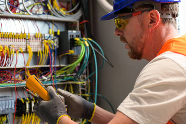 Best Emergency Electrical Repair  in La Ada Flintridge, CA